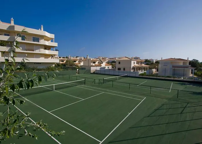 Stylish 2br With Pool Parking & Wifi Albufeira